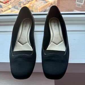 Bandolino Women’s Shoe Loafer 1 Inch Wedge Black Size 11